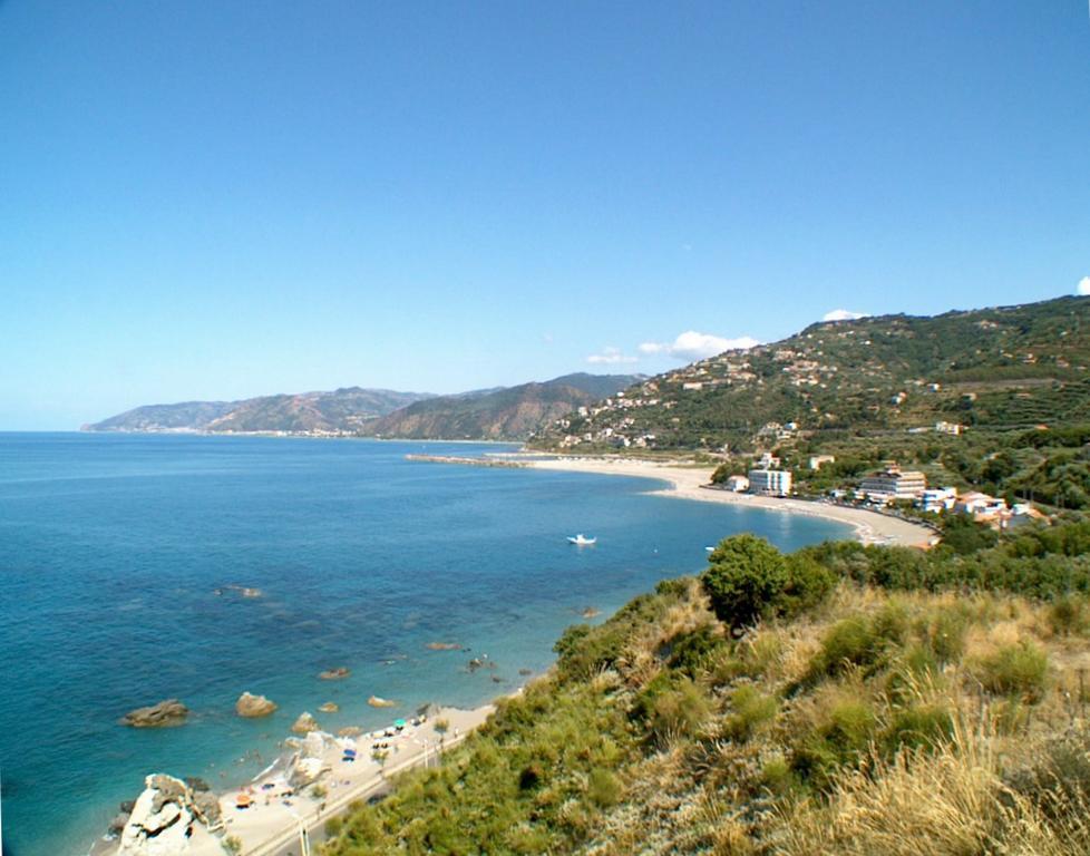 Le Case Del Borgo - Perla Capo d'Orlando Exterior photo