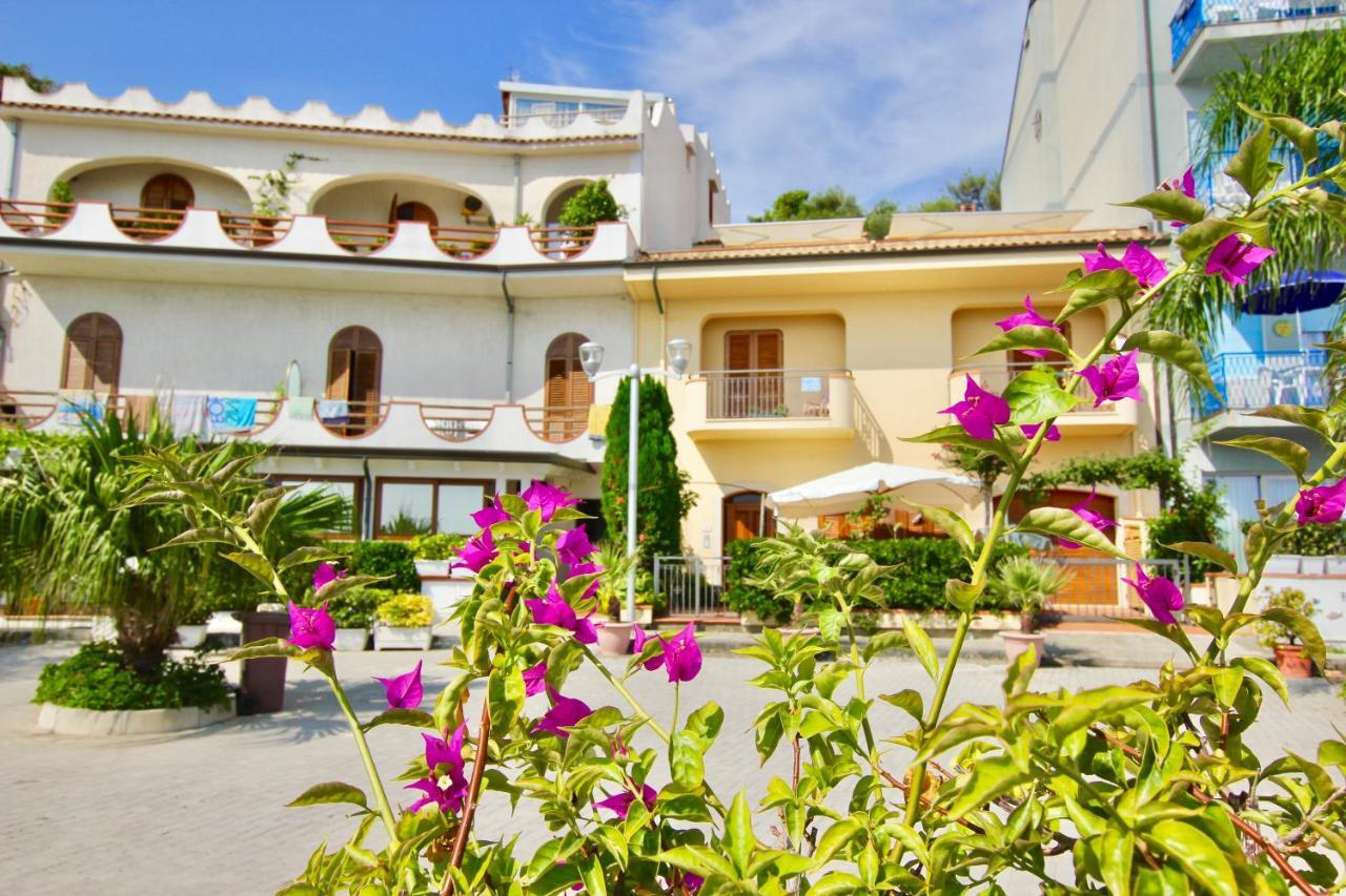 Le Case Del Borgo - Perla Capo d'Orlando Exterior photo